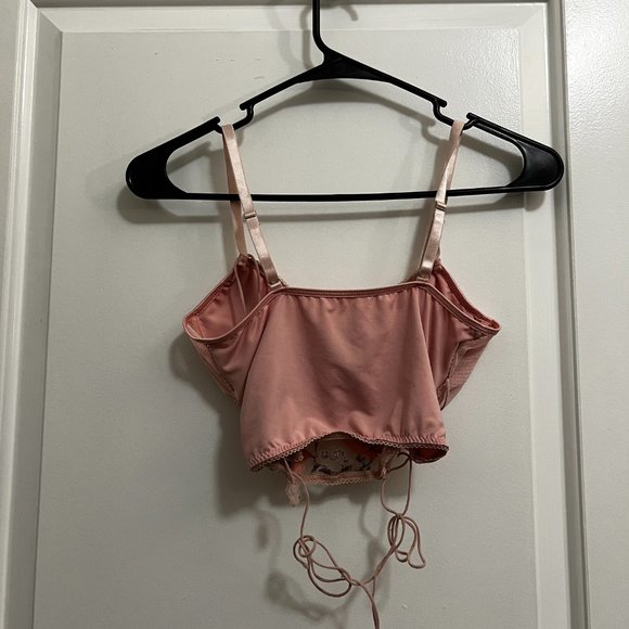 SHEIN Qutie Embroidery Appliques Detail Cami Top - Picture 2 of 7